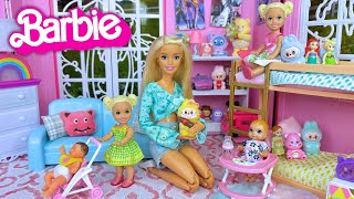Barbie & Ken Doll Family Toddlers Move Into New Bedroom